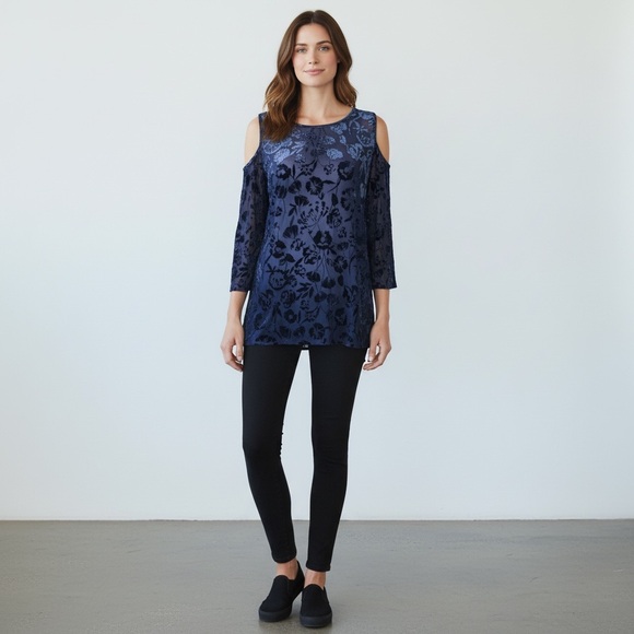 4/$24 Sunny Leigh Open Shoulder Velvet Floral Print Long Sleeve Blue Tunic - Picture 2 of 7